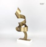 Sculpture métal doré abstrait 40 cm