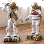Sculpture design astronaute, style contemporain pour déco