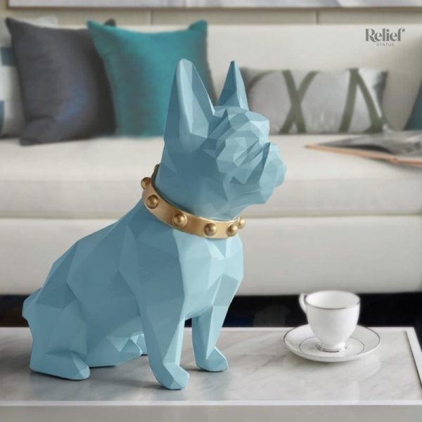 Figurine de bouledogue avec un collier, 25 cm