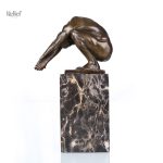 Art moderne en bronze de la sculpture 'Le Plongeur