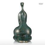 Décoration artistique : femme nue, assise, 30 cm
