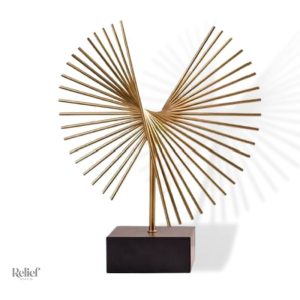 Sculpture en métal aiguilles dorées élégante et contemporaine