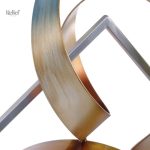 Sculpture design moderne en métal pour intérieur