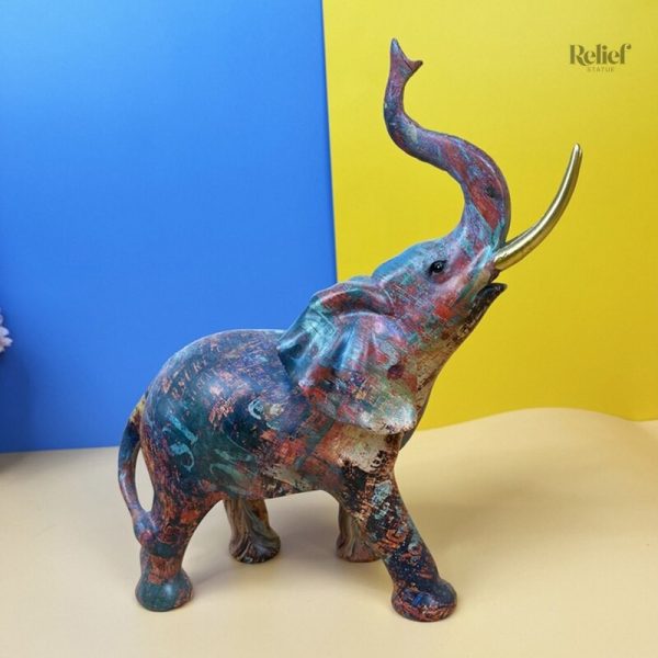 Éléphant décoratif en résine, finition moderne