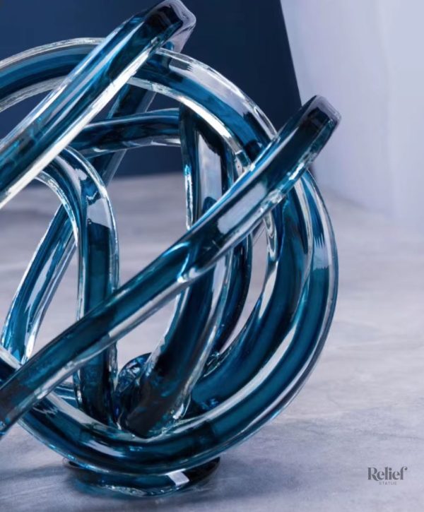 Sculpture en verre bobine bleu, design élégant et moderne