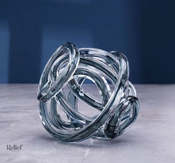 Sculpture en verre torsadée gris 16 cm