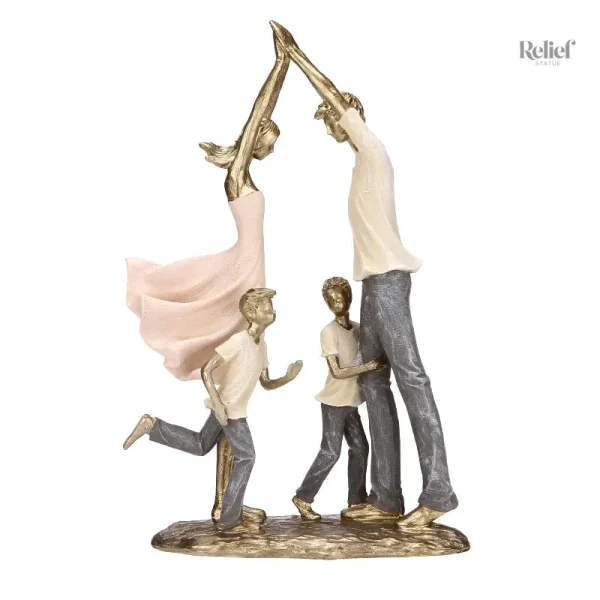 Sculpture artistique sur le thème de la famille unie