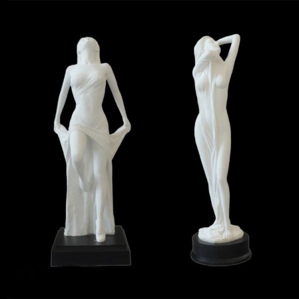 Sculpture féminine contemporaine en verre