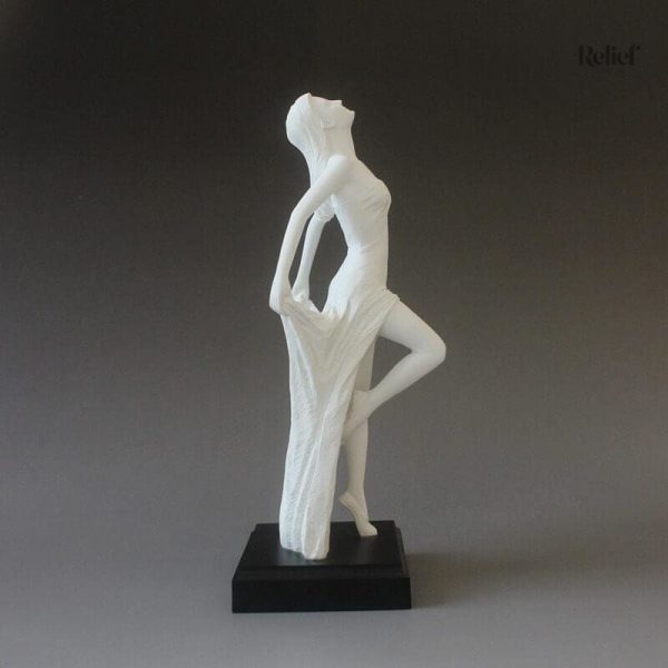 Décoration artistique Femme, 29 cm de hauteur
