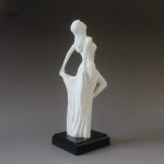 Art figuratif Femme en matériau transparent