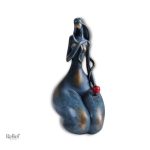 Statue Femme Ronde Indépendante 33 cm