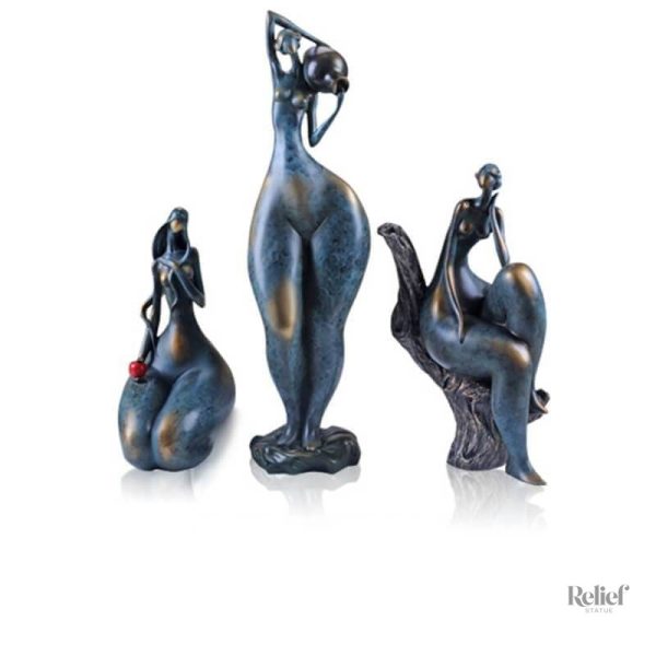 Statue Femme Indépendante en posture naturelle 59 cm