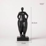 Statue artistique, Femme en pleine expression corporelle