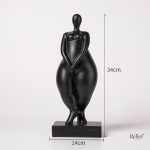 Sculpture en forme de Femme, design captivant