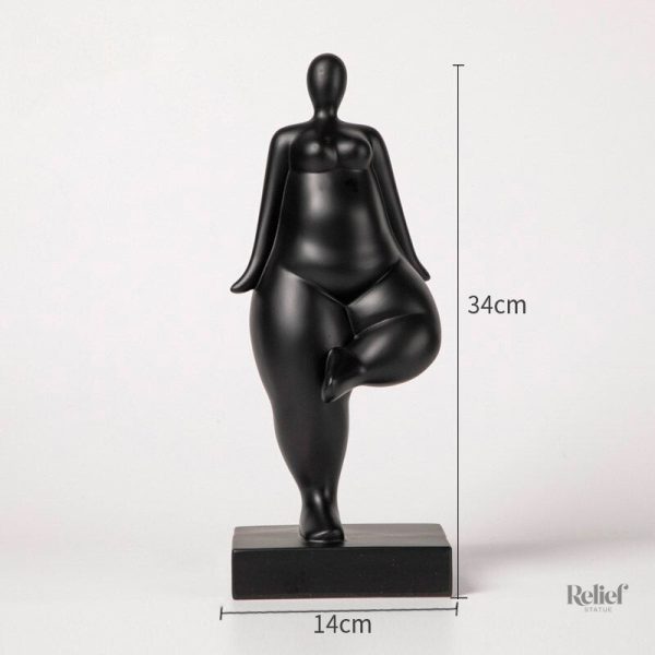 Statue artistique, Femme aux formes génére