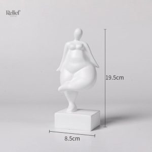 Sculpture Femme, statue en pose expressive et dynamique