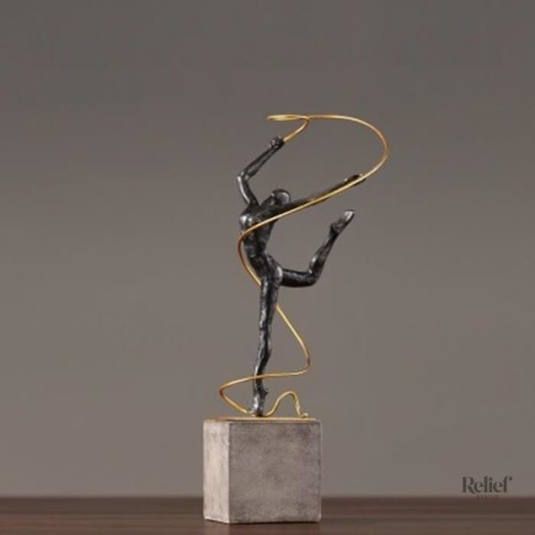 Artisanat de statue femme gymnaste, pièce unique