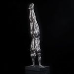 Statue masculine nu avec style rétro de gymnaste