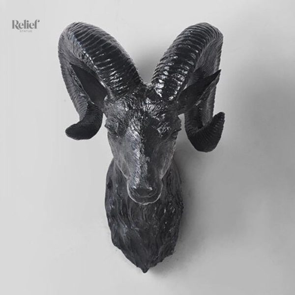 Sculpture murale animale : mouflon en relief