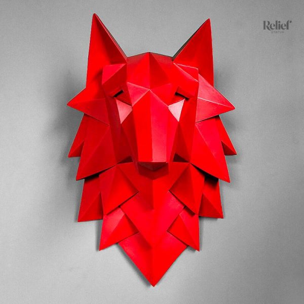 Sculpture origami murale représentant un loup stylisé