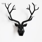 Sculpture moderne de cerf pour embellir votre espace
