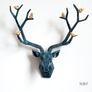 Tête de cerf en style origami pour décoration murale