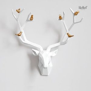 Sculpture origami de cerf, art mural contemporain