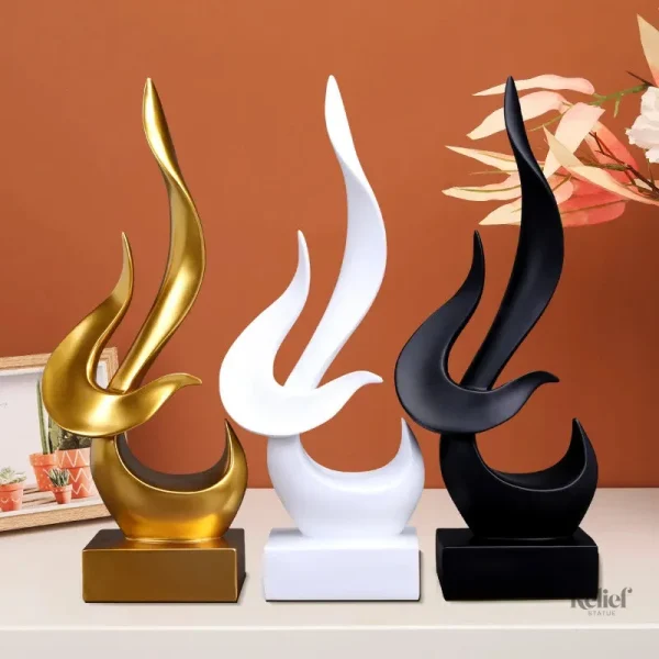 Oiseau en sculpture, élément de décoration raffiné