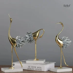 Statue oiseau en métal pour une touche artistique