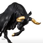 Figurine de Taureau, symbole de puissance et d'énergie