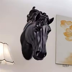 Sculpture murale tête de cheval noire en résine 14 cm