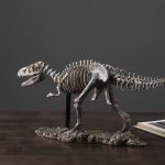 Statue dinosaure design pour une ambiance moderne
