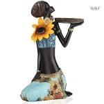 Figurine assise d'inspiration africaine, design unique
