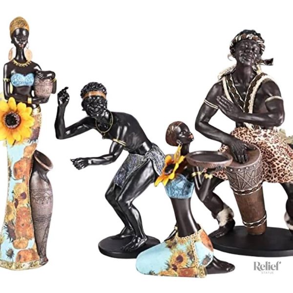 Art africain : statue assise, pièce artisanale originale
