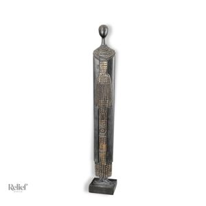 Statue africaine représentant un homme en bois sculpté