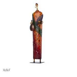 Élégante sculpture en métal représentant l'Afrique