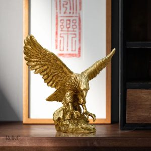 Statue aigle doré 17 cm en résine