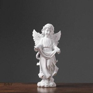 Anges en sculpture, finition blanche pour une ambiance apaisante