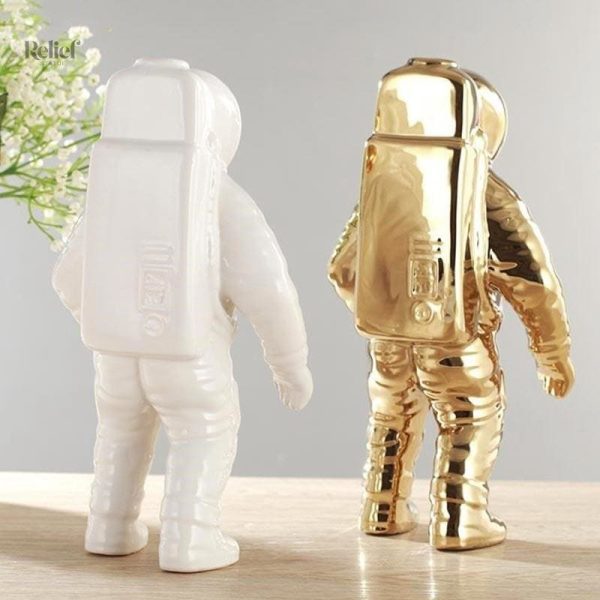 Figurine d'astronaute artistique pour décor intérieur