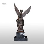 Athena en bronze, figurine représentant la déesse grecque