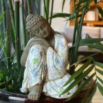 Objet de sérénité extérieur : statue Bouddha femme 21 cm