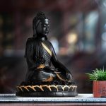 Statue bouddhiste moderne, accent spirituel pour la maison