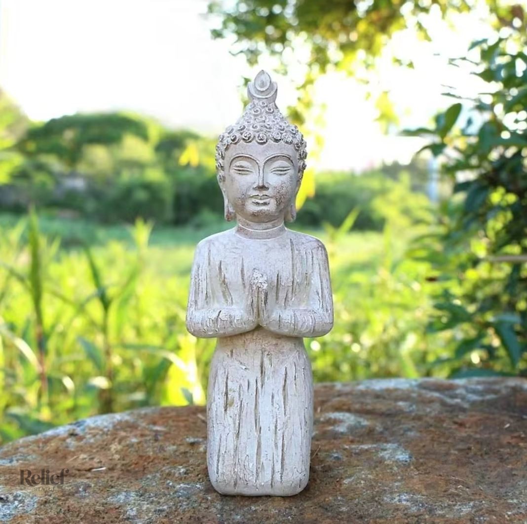 Statue Bouddha prière en résine, 21 cm de hauteur