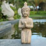 Statue Bouddha en résine, symbole de méditation et paix intérieure