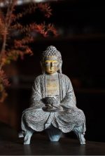 Statue Bouddha en résine pour un jardin zen paisible