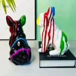 Chien statue en résine, style bouledogue assis