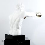 Sculpture de boxeur, détails dorés élégants