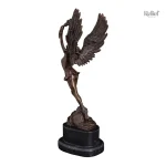 Détails raffinés de la sculpture Niké en bronze véritable