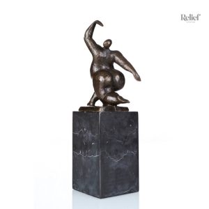 Statue en Bronze représentant une femme au design moderne