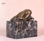 Bronze femme endormie, sculpture délicate et artistique